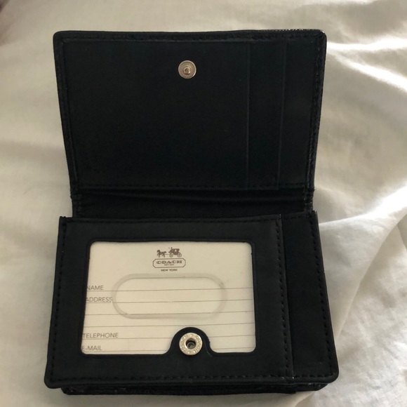Coach Wallet - Picture 2 of 4